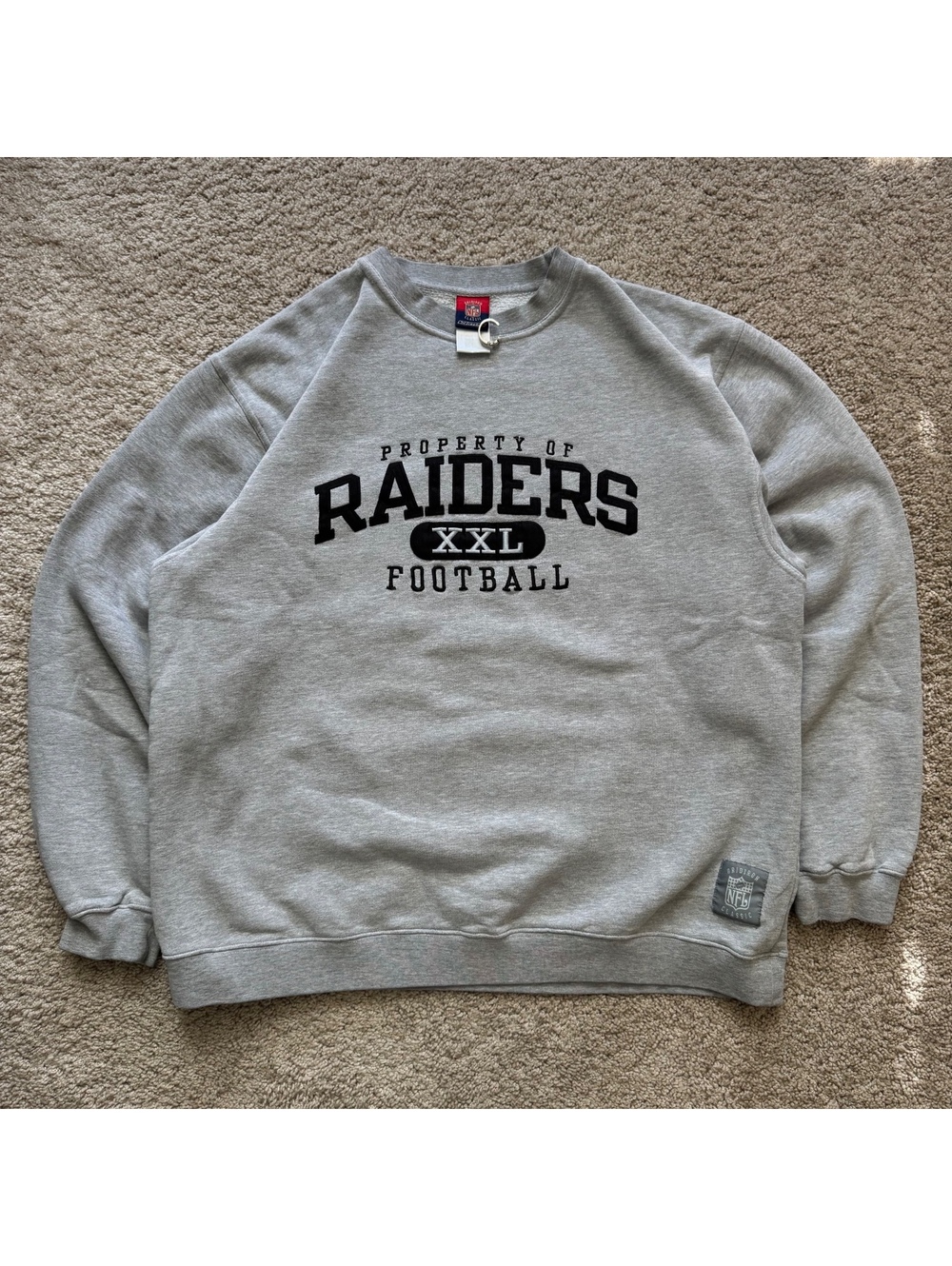 Vintage men’s Raiders football gray crewneck sweatshirt size M